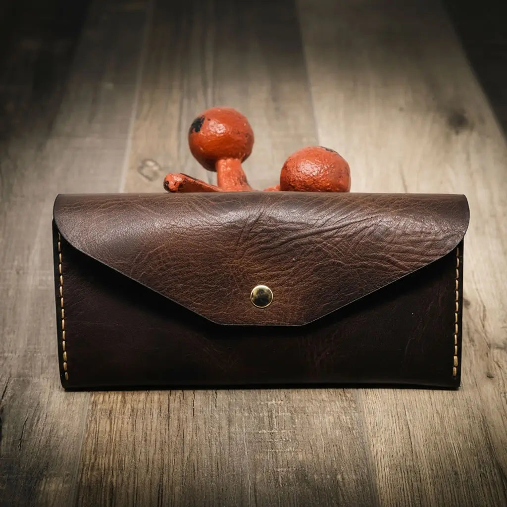 Sugar Land Clutch Wallet - Walnut