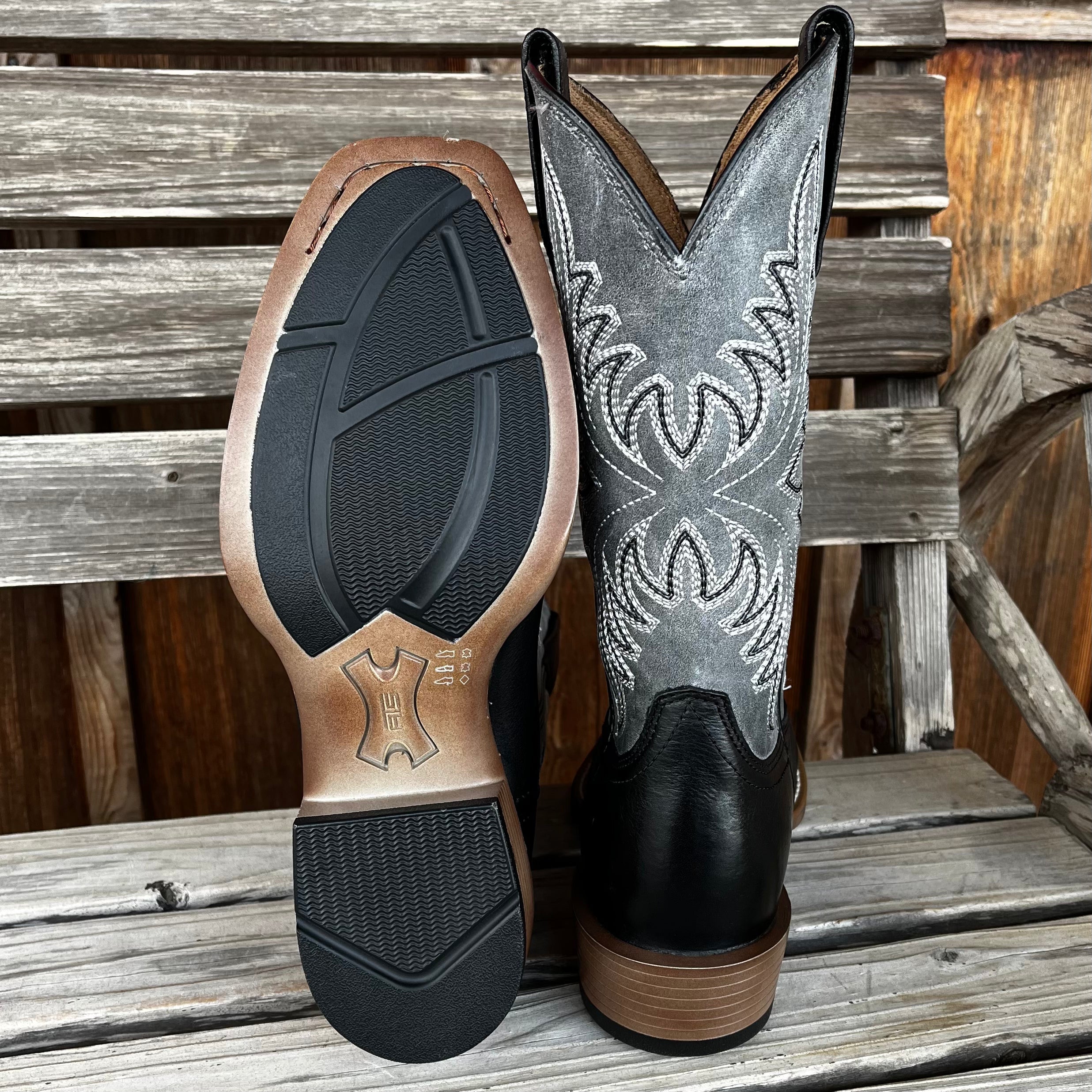 Black Renegade | Ariat Mens